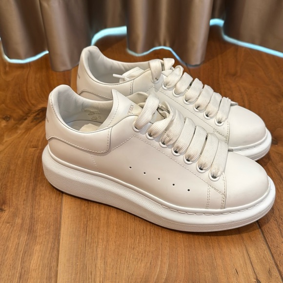 Alexander McQueen Oversized White Sneakers 37.5 - Picture 1 of 10